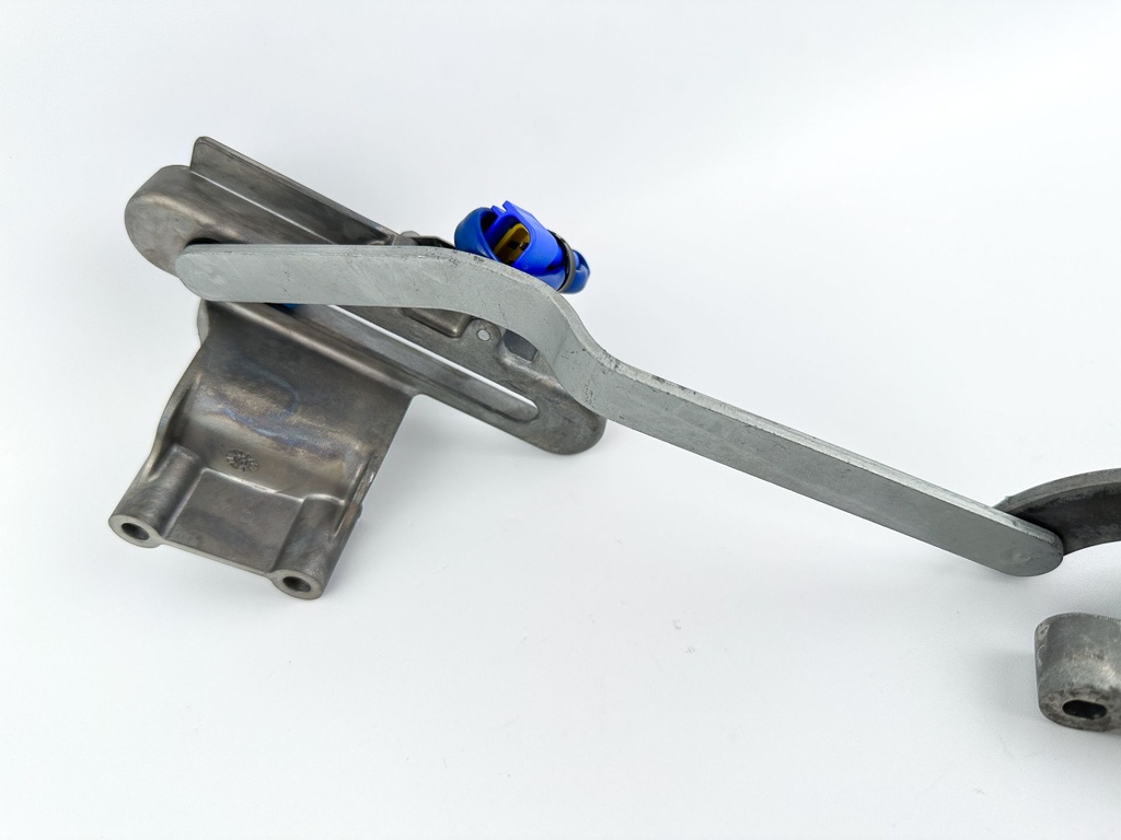 2016 Yamaha 115 HP 4 Stroke Outboard Shift Shaft  6EK-44120-00-00 OEM