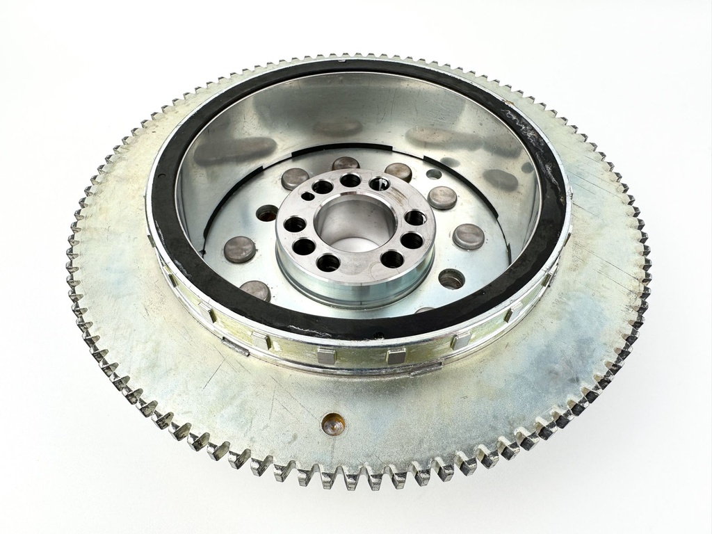 2016 Yamaha 115 HP 4 Stroke Outboard Flywheel Rotor 6EK-W8145-00-00 OEM