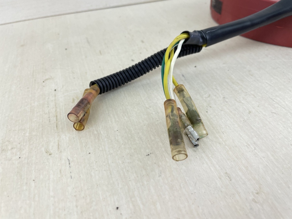 2000 Yamaha 40HP 4 Stroke Outboard Stator Assembly 65W-85510-10-00  