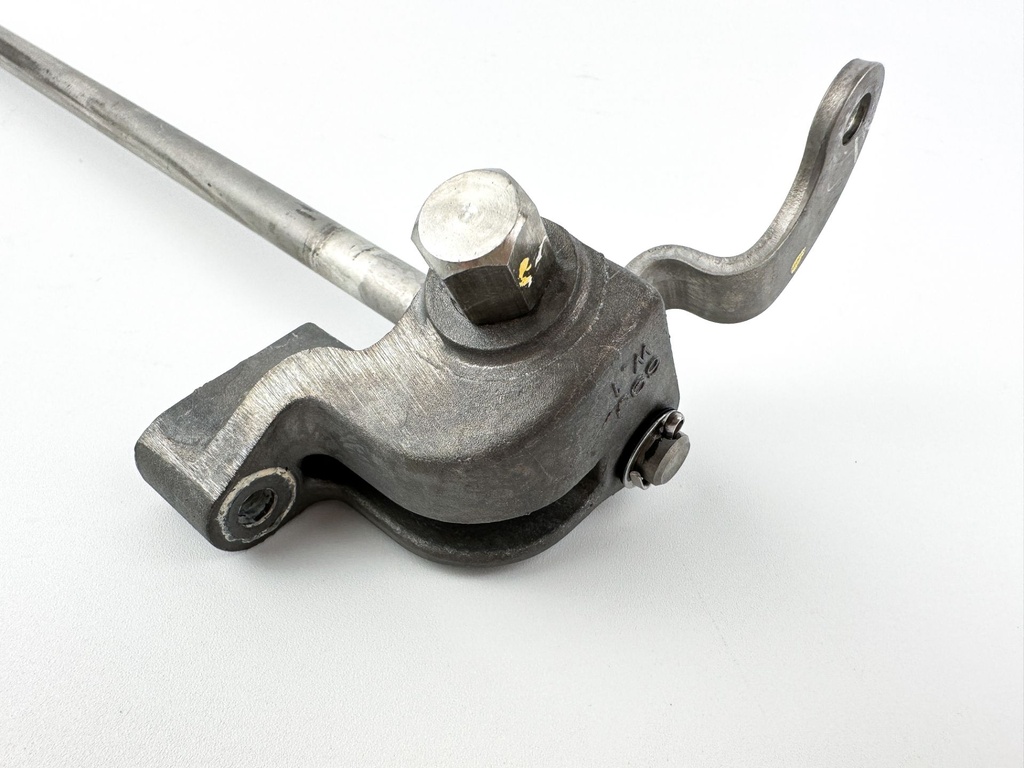2012 Yamaha 250 HP 4 Stroke Outboard Shift Shaft 6CB-44120-00-00 OEM