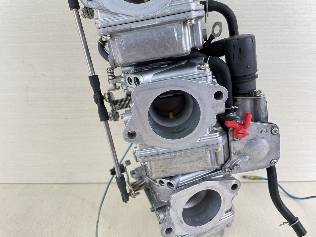 2008 Yamaha 70HP 2 Stroke Outboard Carburetor Set Bottom Top Middle 1 2 3 