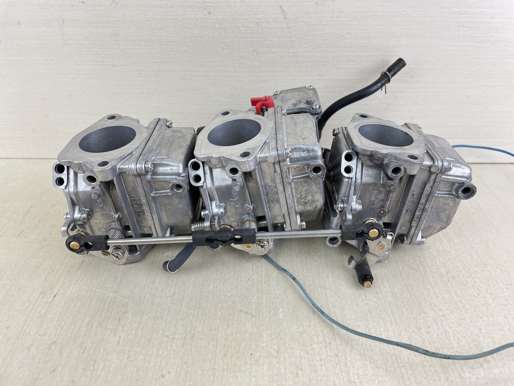 2008 Yamaha 70HP 2 Stroke Outboard Carburetor Set Bottom Top Middle 1 2 3 