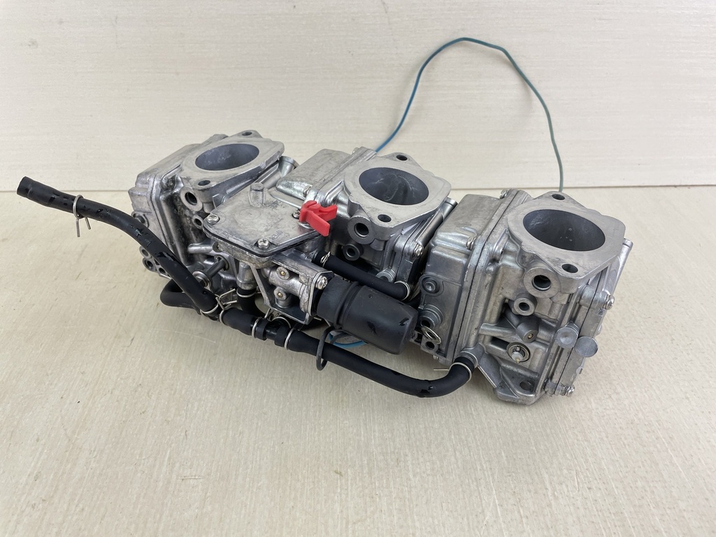 2008 Yamaha 70HP 2 Stroke Outboard Carburetor Set Bottom Top Middle 1 2 3 