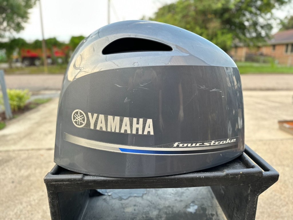 Yamaha 115HP 4 Stroke Outboard Top Cowling Cover Hood 6EK-42610-00-00 2014+