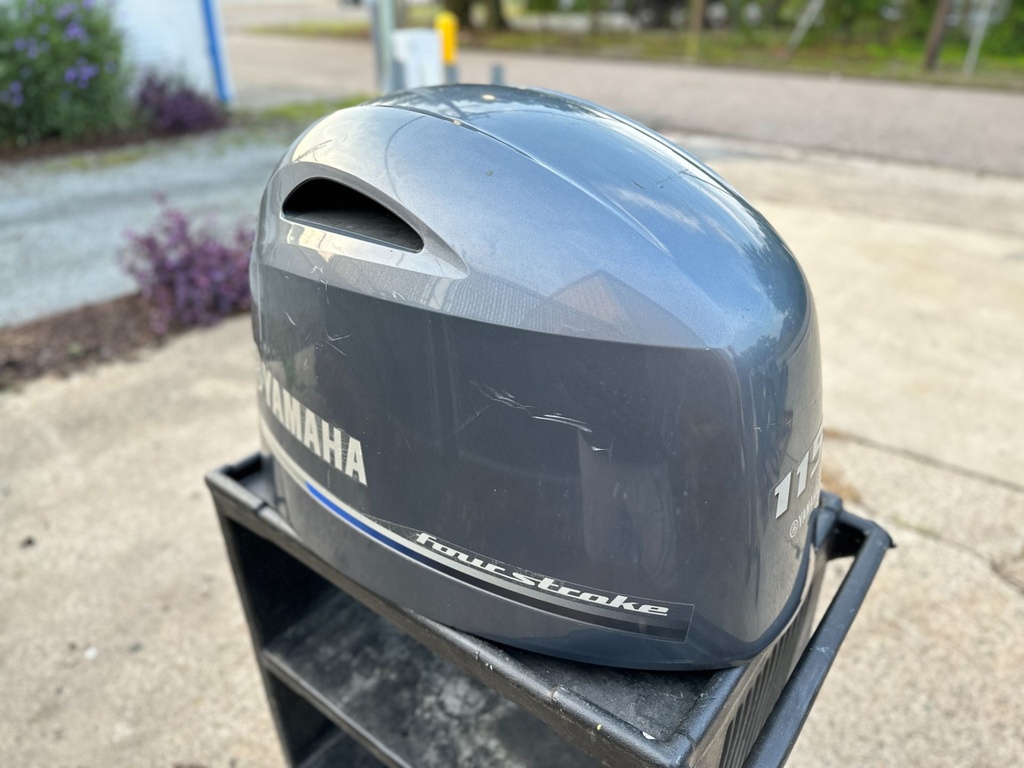 Yamaha 115HP 4 Stroke Outboard Top Cowling Cover Hood 6EK-42610-00-00 2014+