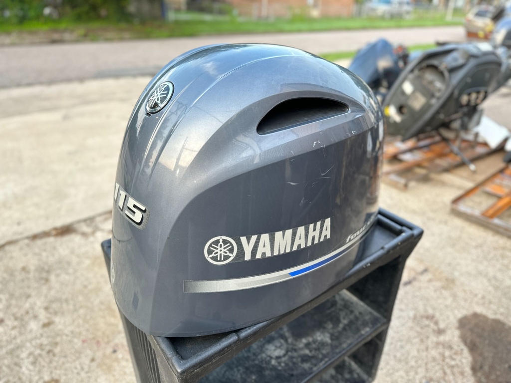 Yamaha 115HP 4 Stroke Outboard Top Cowling Cover Hood 6EK-42610-00-00 2014+