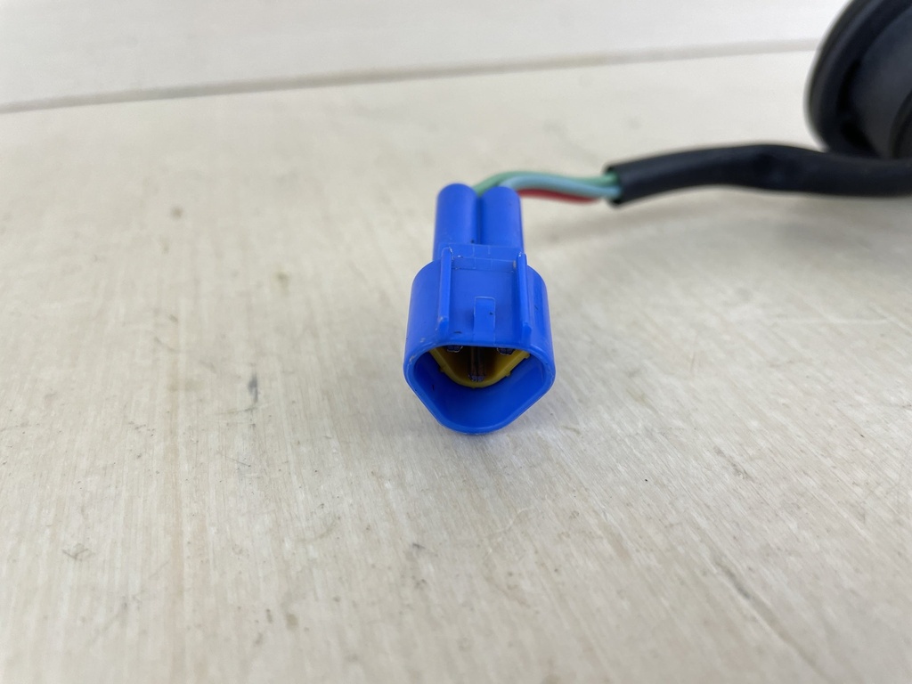 2008 Yamaha 70HP 2 Stroke Outboard Trim Tilt Switch Assembly 6H1-82563-11-00