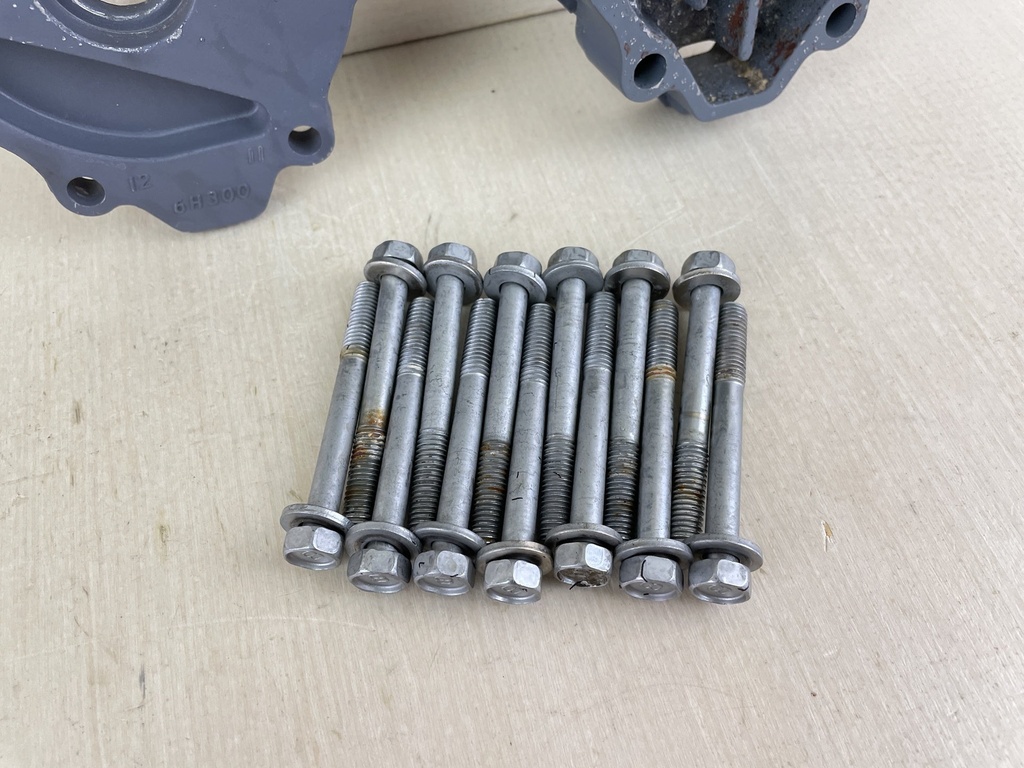 2008 Yamaha 70HP 2 Stroke Outboard Cylinder Head & Cover Assembly Set 6H3-11191-00-1S