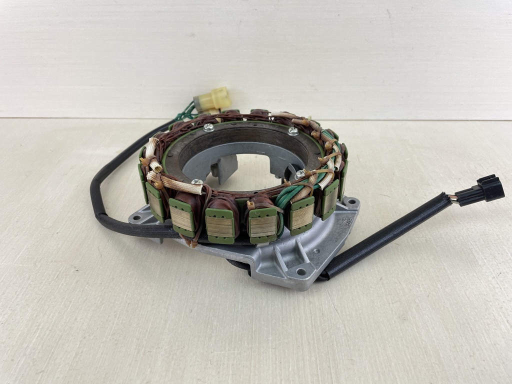 2006 Yamaha 225HP 4 Stroke Outboard Stator Coil Pulser Base Assembly 69J-81410-10-00