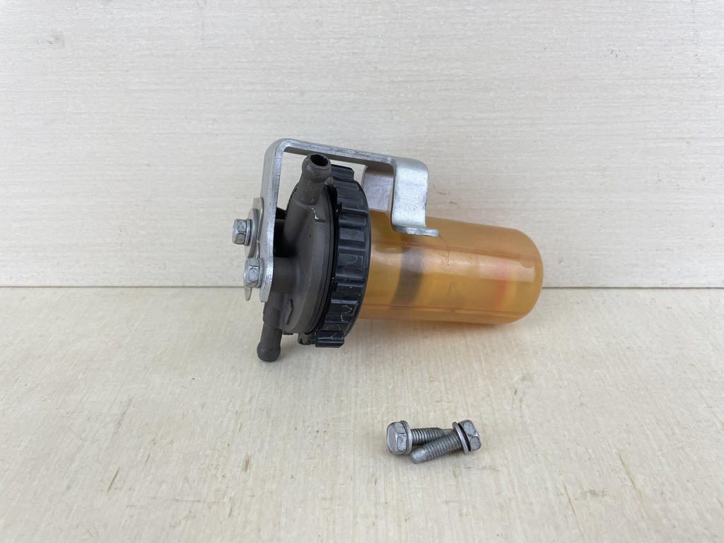 2006 Yamaha 225HP 4 Stroke Outboard Fuel Filter Assembly 6P3-24560-00-00
