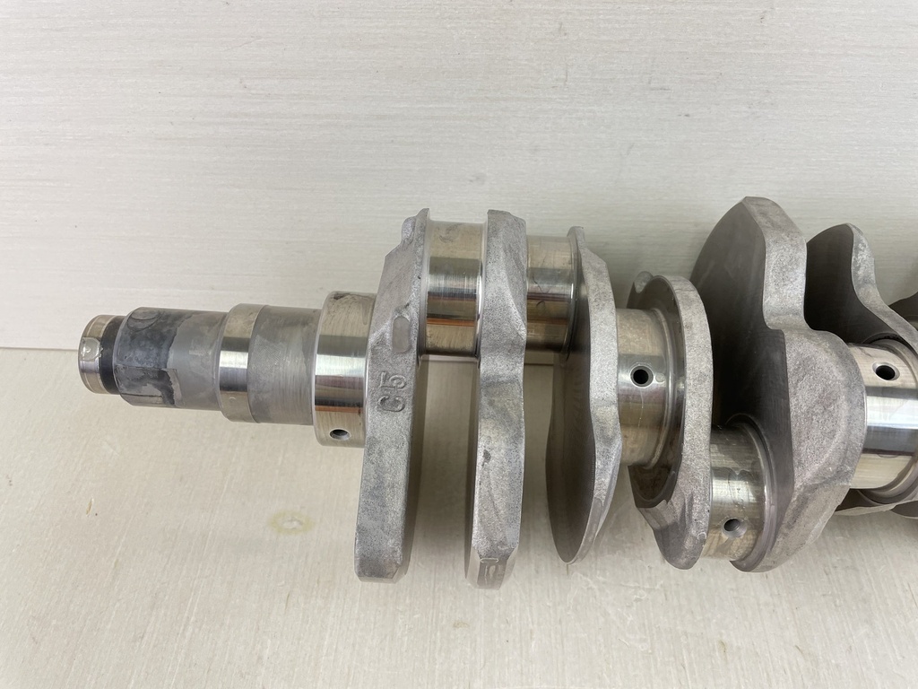 2006 Yamaha 225HP 4 Stroke Outboard Crankshaft Crank Assembly 69J-11411-00-00