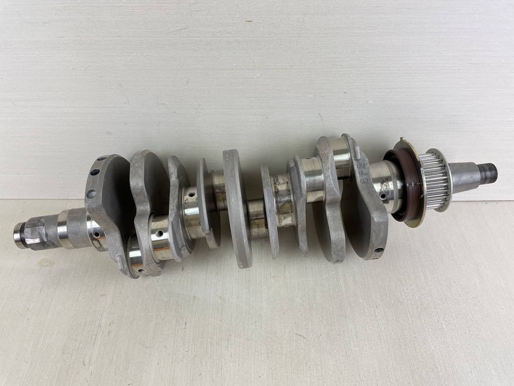 2006 Yamaha 225HP 4 Stroke Outboard Crankshaft Crank Assembly 69J-11411-00-00