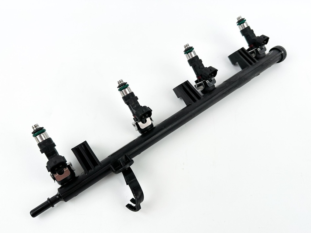 2014 Yamaha 200 HP 4 Stroke Outboard Fuel Injector Set W/ Rail 6DA-13160-00-00 OEM