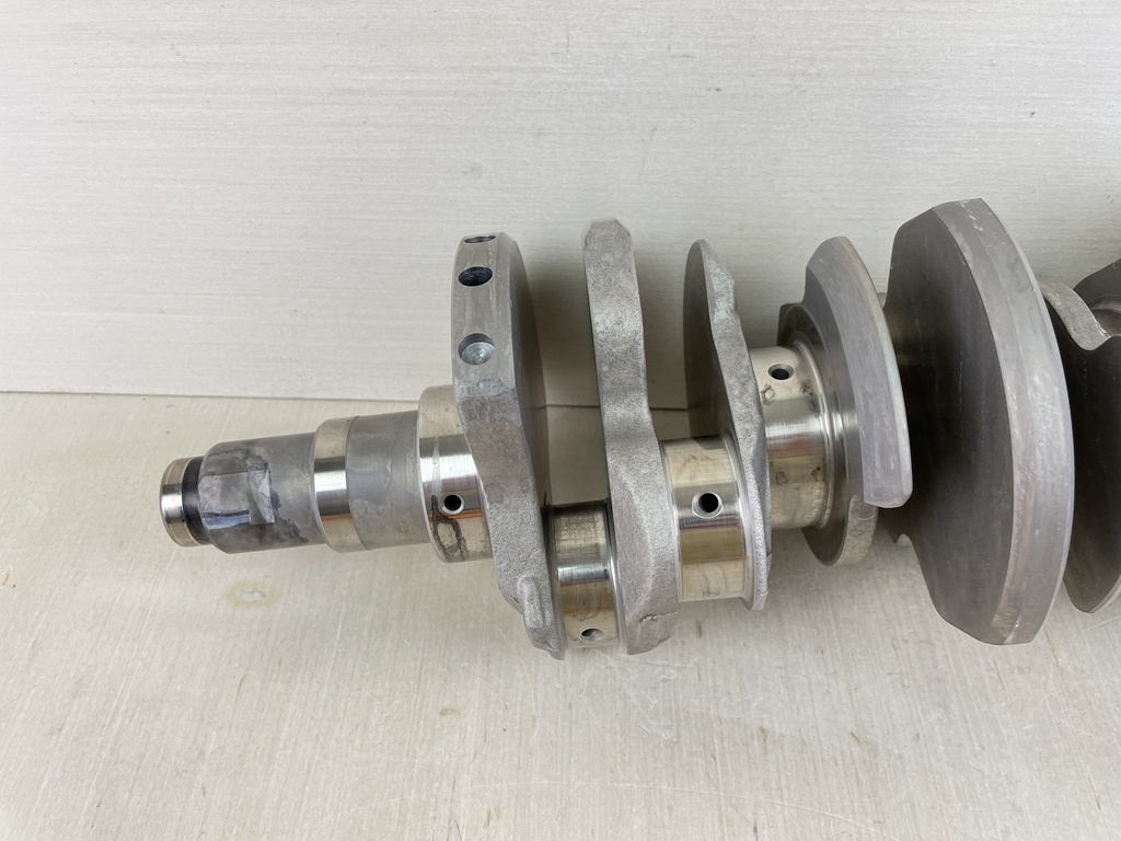 2006 Yamaha 225HP 4 Stroke Outboard Crankshaft Crank Assembly 69J-11411-00-00