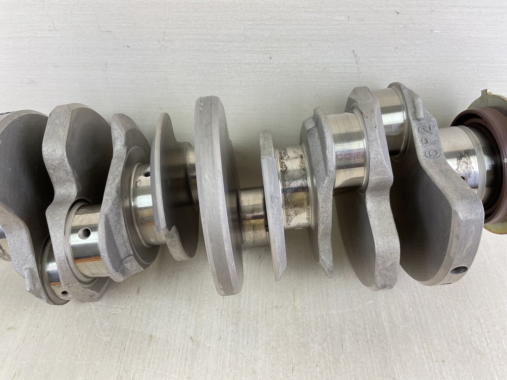 2006 Yamaha 225HP 4 Stroke Outboard Crankshaft Crank Assembly 69J-11411-00-00