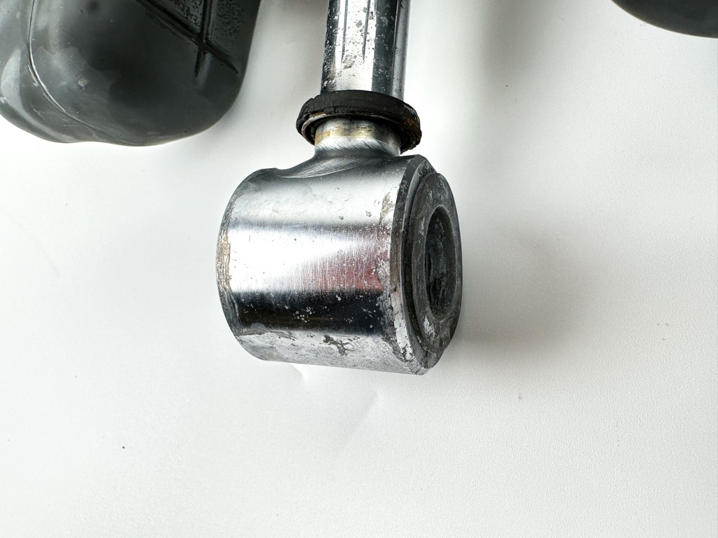 2008 Evinrude 200 HP 2 Stroke Outboard Power Trim Tilt Unit 5005113 OEM