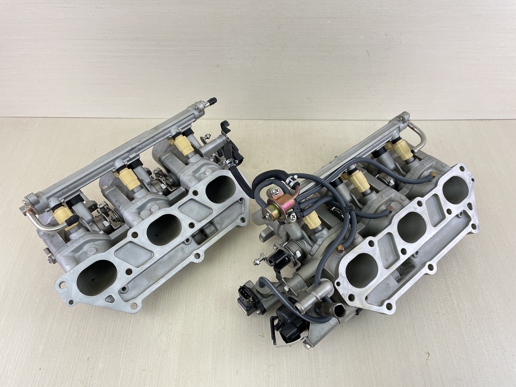 2006 Yamaha 225HP 4 Stroke Outboard Throttle Body Assembly Set Pair 69J-13750-01-00