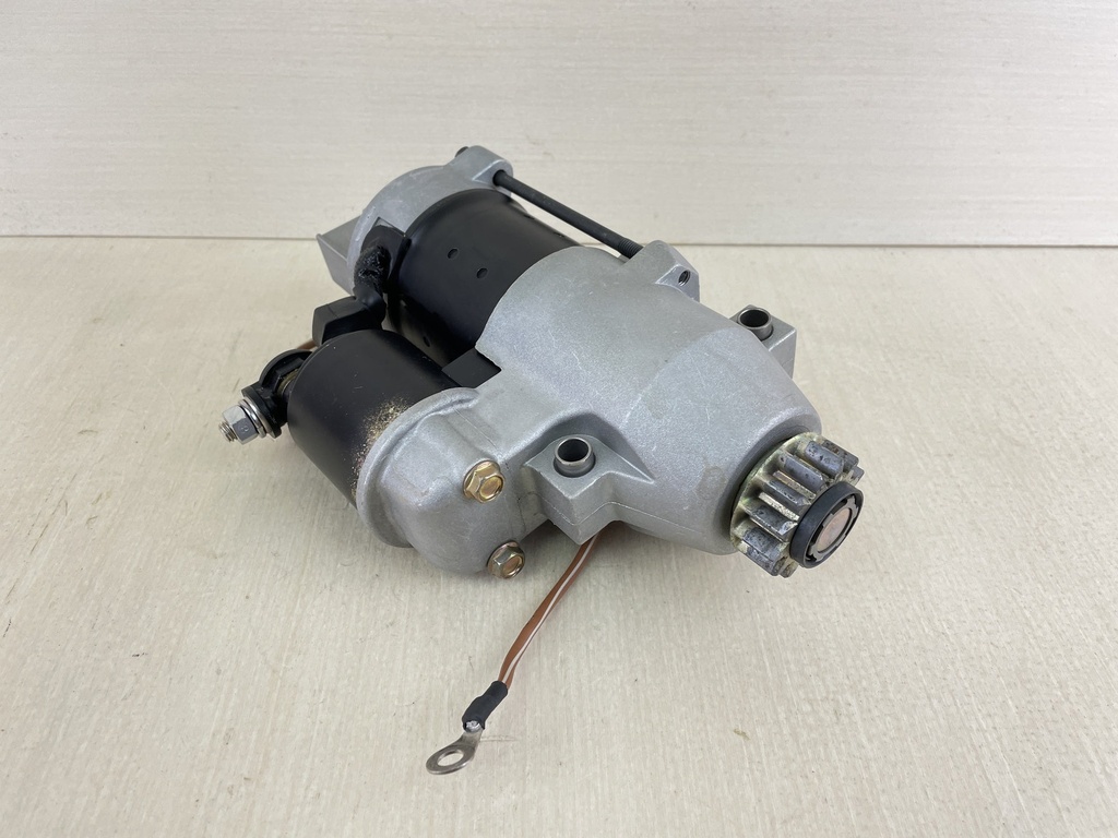 2006 Yamaha 225HP 4 Stroke Outboard Starter Motor Assembly 69J-81800-00-00
