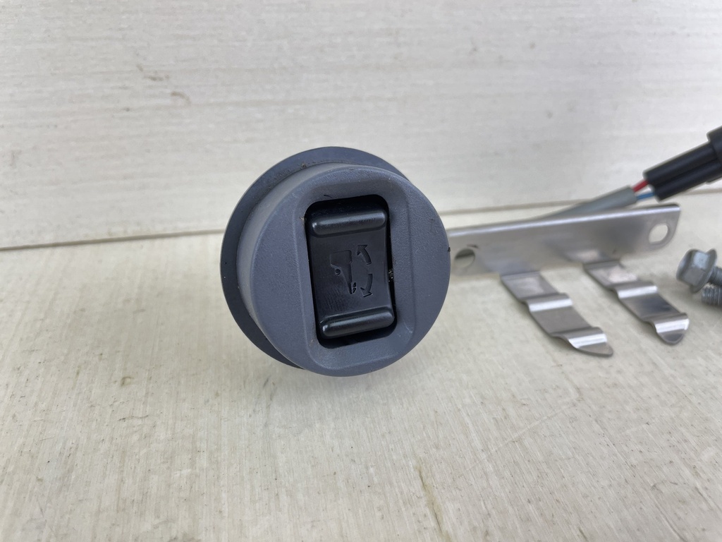 2000 Yamaha 40HP 4 Stroke Outboard Trim Tilt Switch Assembly 63D-82563-11-00