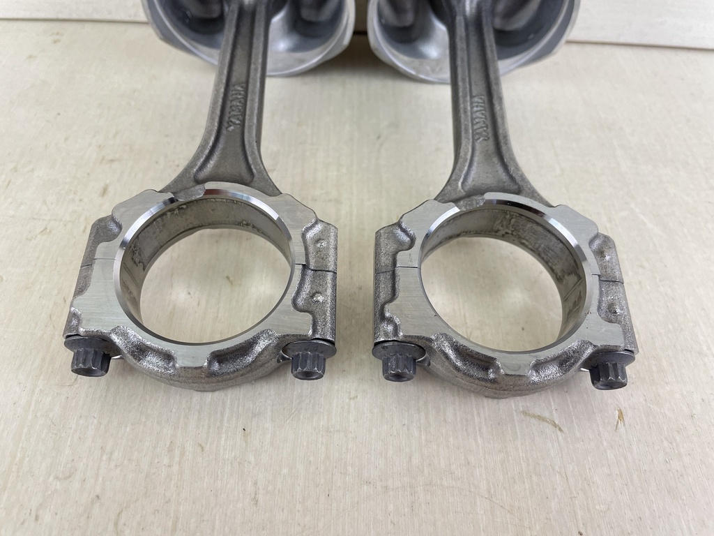 2006 Yamaha 115HP 4 Stroke Outboard Piston Connecting Rod Set 68V-W1164-01-00