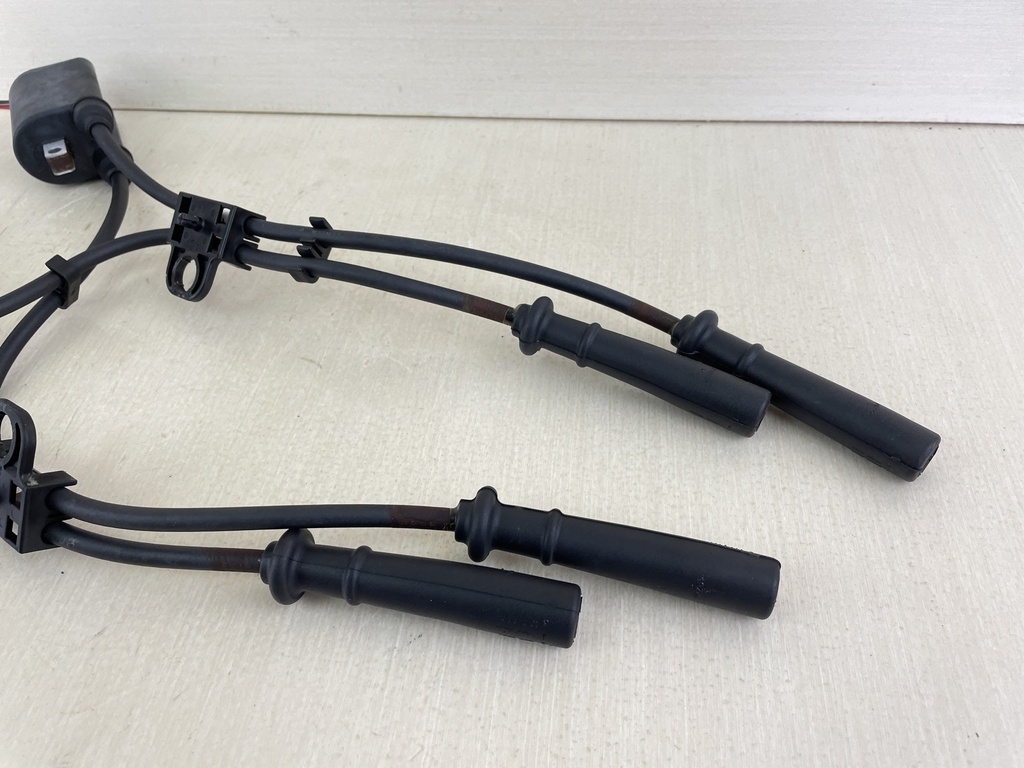 2006 Yamaha 115HP 4 Stroke Outboard Ignition Coil Set 68V-82310-10-00