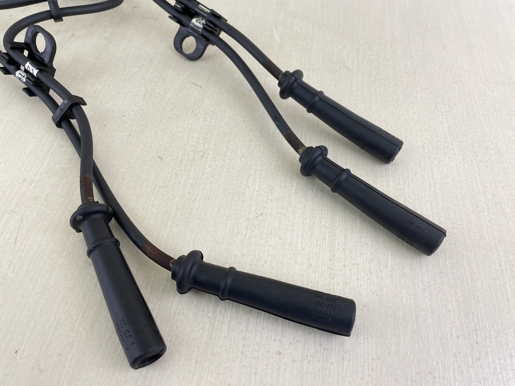 2006 Yamaha 115HP 4 Stroke Outboard Ignition Coil Set 68V-82310-10-00