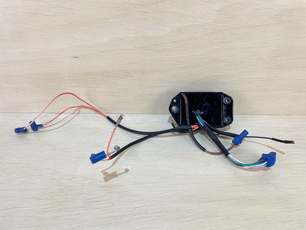 Evinrude Johnson 112HP Outboard Engine Power Pack - CDI