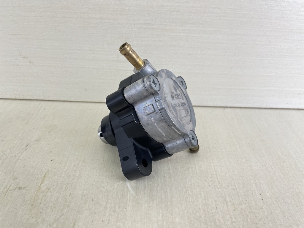 2006 Yamaha 115HP 4 Stroke Outboard Fuel Pump Assembly 68V-24410-00-00