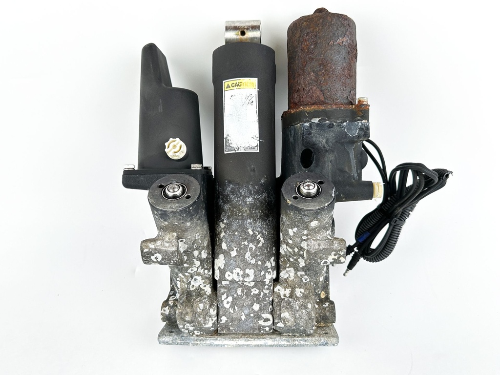 2007 Mercury 225 HP 2 Stroke Outboard Power Trim Tilt Unit 855998A05 OEM