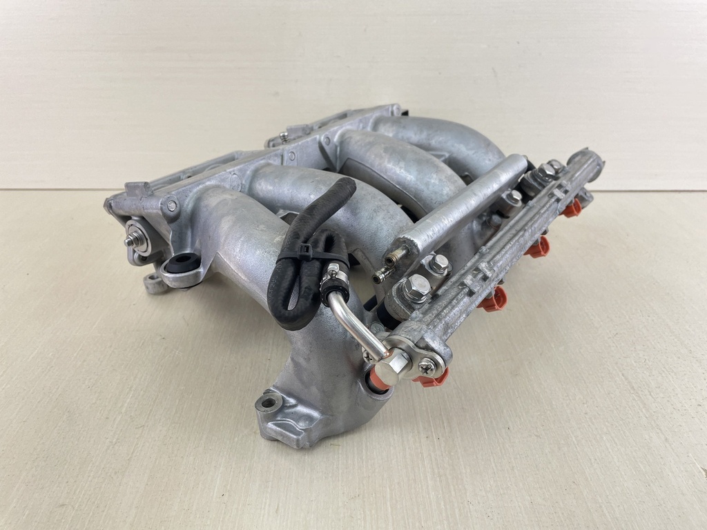 2006 Yamaha 115HP 4 Stroke Outboard Air Intake Manifold With Manifolds & Injectors