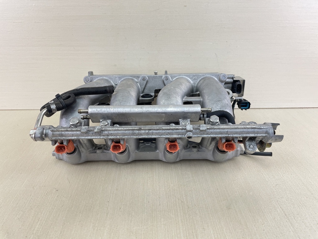 2006 Yamaha 115HP 4 Stroke Outboard Air Intake Manifold With Manifolds & Injectors