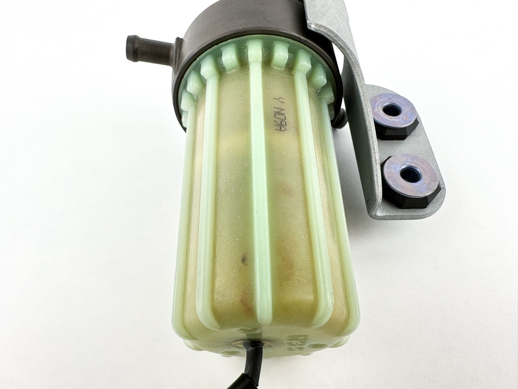 2022 Yamaha 200 HP 4 Stroke Outboard Fuel Filter Assembly 6P3-24560-04-00 OEM