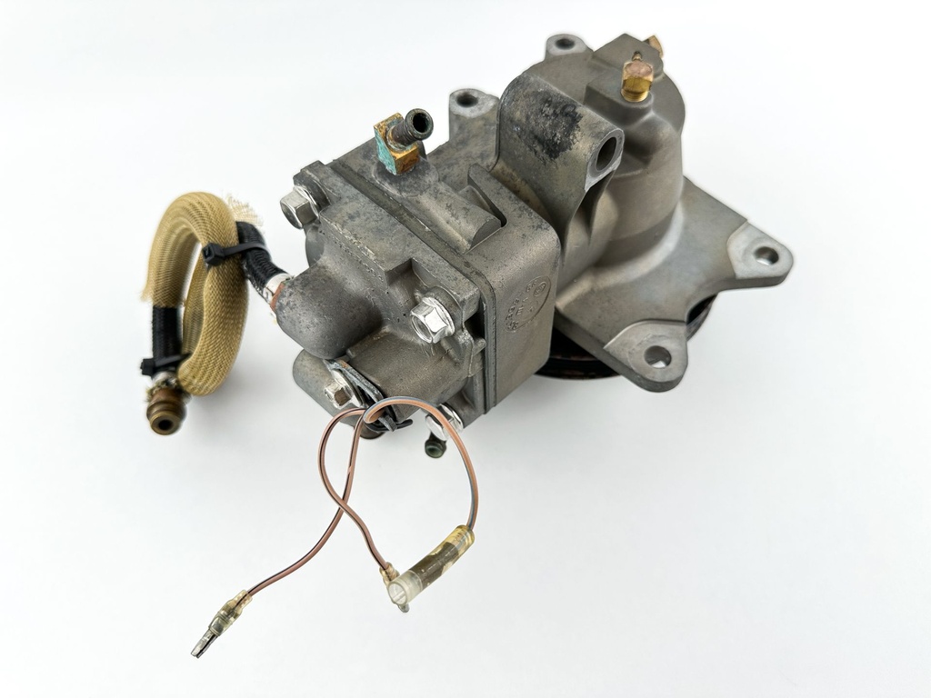 2005 Mercury 150 HP 2 Stroke Outboard Air Compressor Assembly 831998A21 OEM
