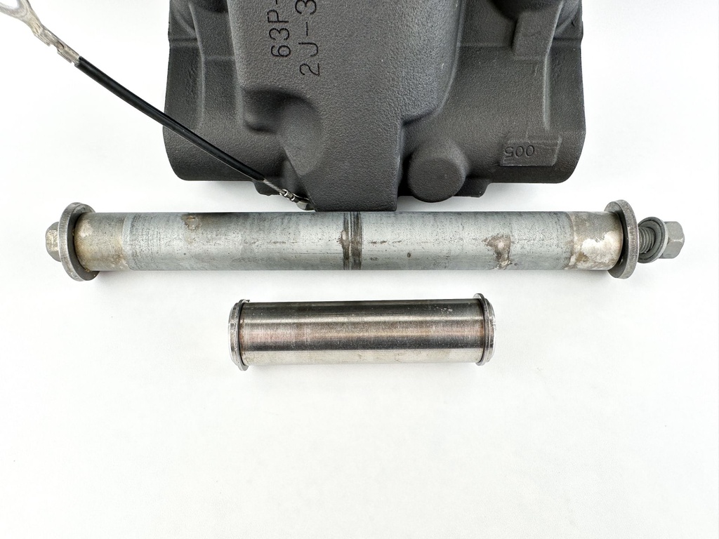 Yamaha F150 F200 200HP 150HP Engine Power Trim & Tilt Unit 63P-43800-23-00