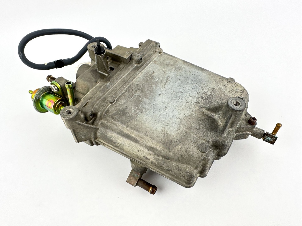 2007 Yamaha 150 HP 4 Stroke Outboard VST Float Chamber Assembly 63P-14180-01-00 OEM