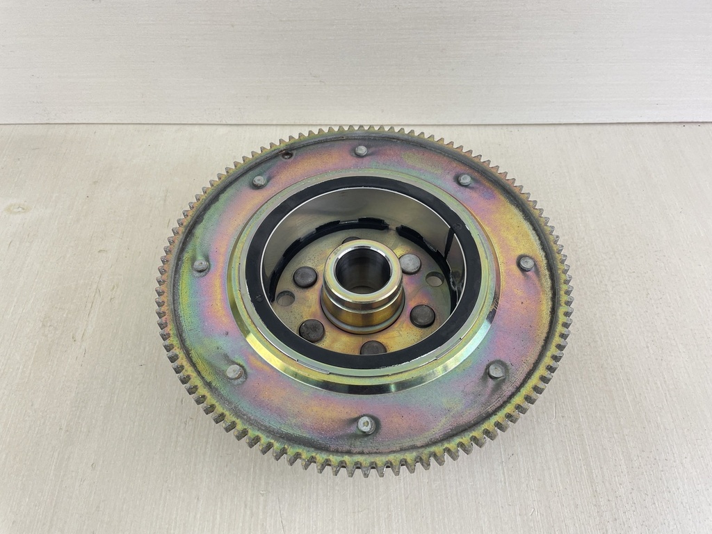 2000-2014 Yamaha 115HP 4 Stroke Outboard Rotor Flywheel Assembly 68V-81450-00-00