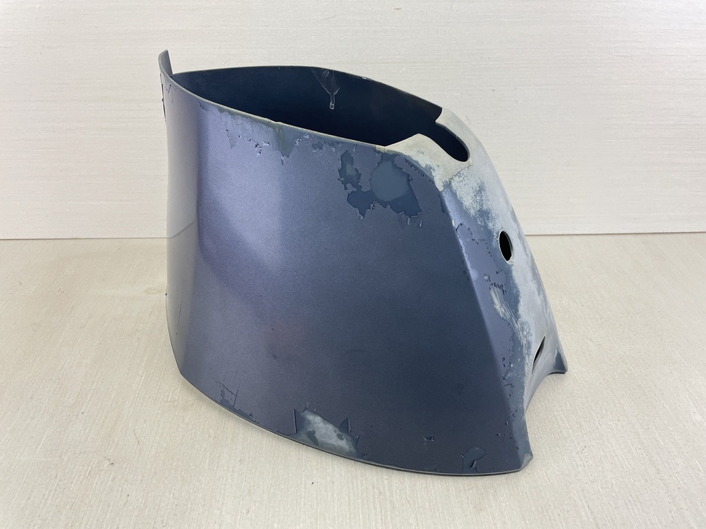 2000 Yamaha 50HP 4 Stroke Outboard Lower Apron Cowling Cover 62Y-42741-00-8D