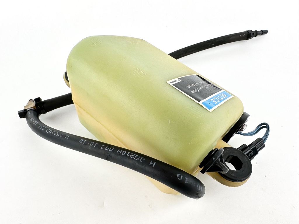 2007 Mercury 225 HP 2 Stroke Outboard Oil Tank 884525T1 OEM