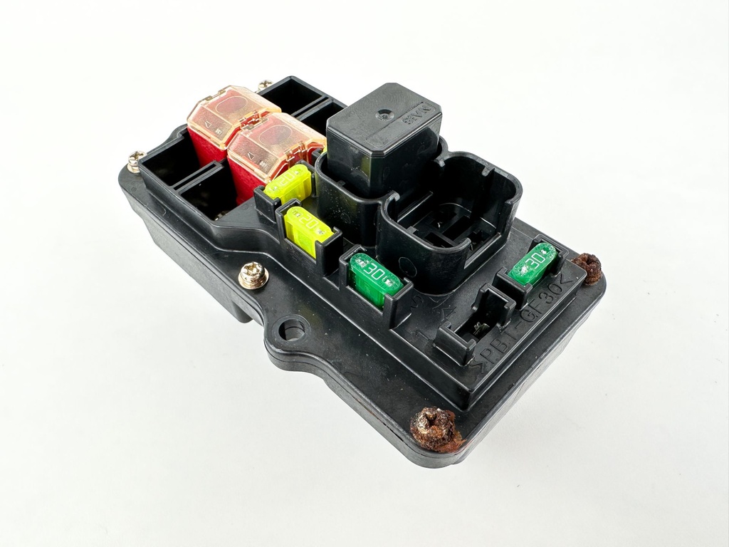 04-14 Yamaha 150HP 4 Stroke Outboard Fuse Box 63P-82170-00-00 Tested