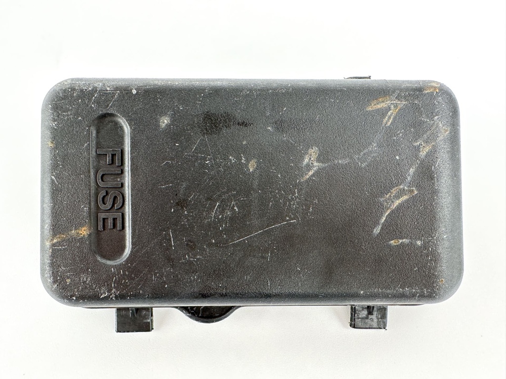 04-14 Yamaha 150HP 4 Stroke Outboard Fuse Box 63P-82170-00-00 Tested