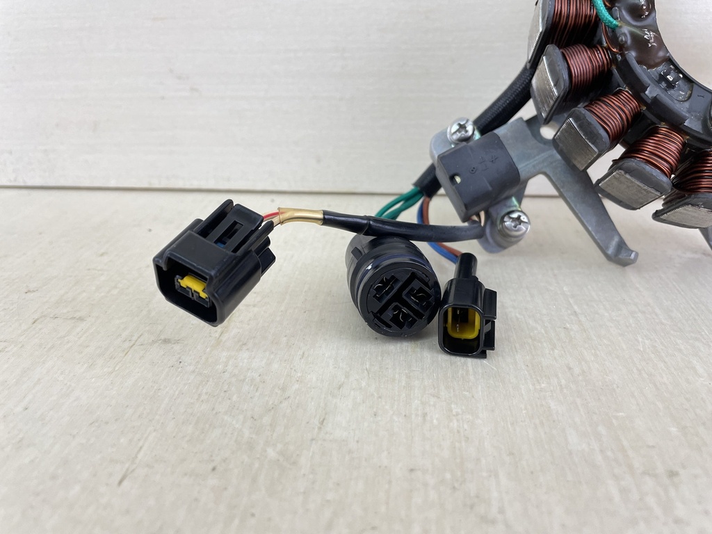 1995 - 2000 Yamaha 50HP 4 Stroke Outboard Stator & Base Assembly 62Y-85510-01-00