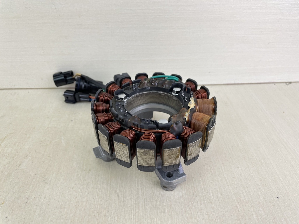 1995 - 2000 Yamaha 50HP 4 Stroke Outboard Stator & Base Assembly 62Y-85510-01-00