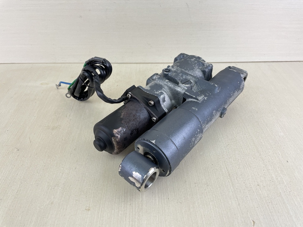 1995 - 2001 Yamaha 40 50 HP 4 Stroke Outboard Power Trim & Tilt Unit Assembly 