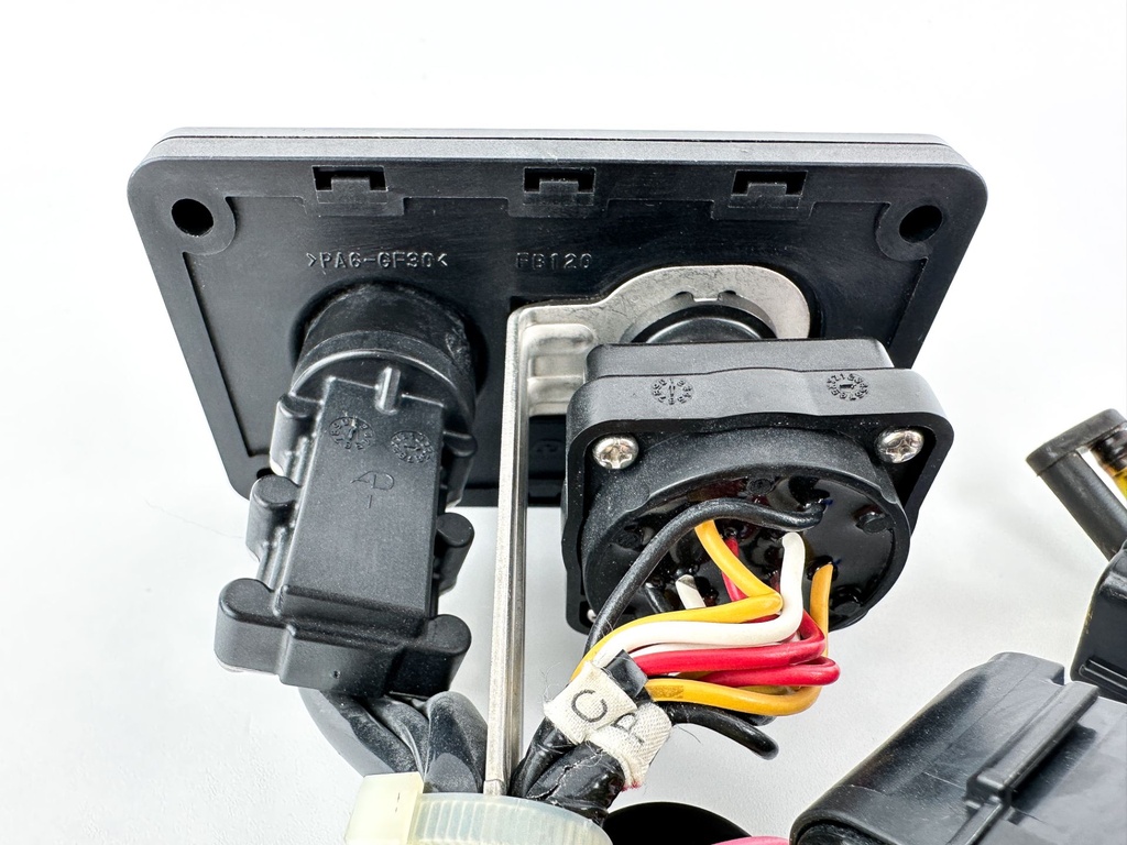 Yamaha Outboard Triple Engine Key Switch Command Link