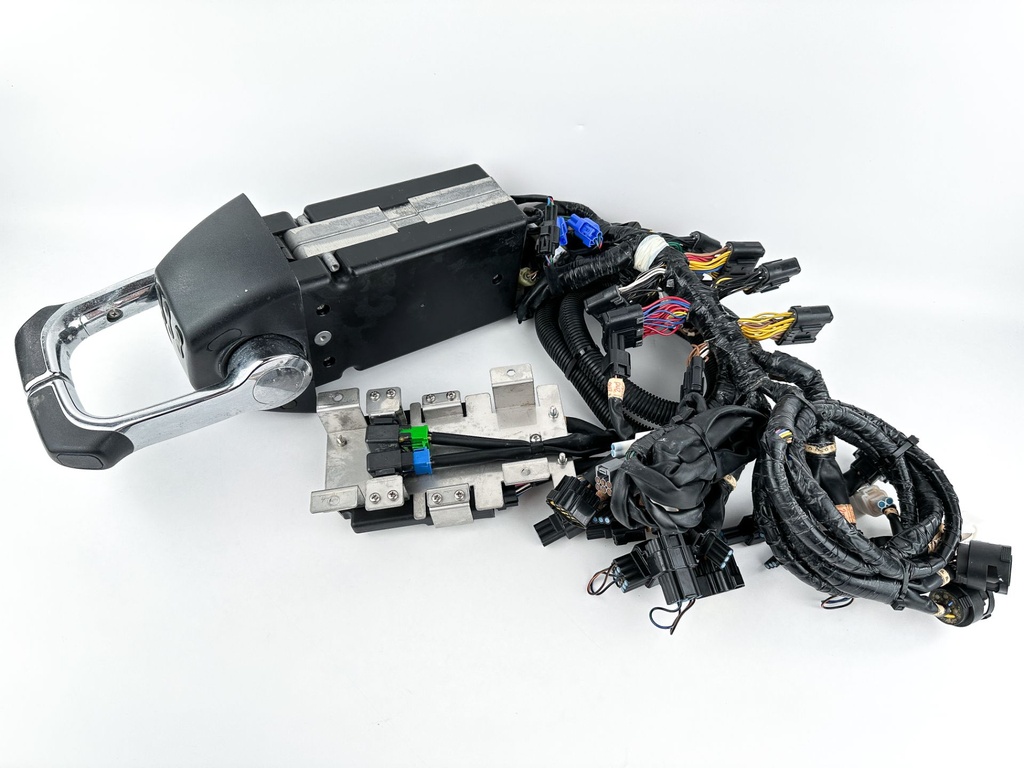 Yamaha Outboard DEC 6x6 Triple Engine Top Mount Binnacle Control Box
