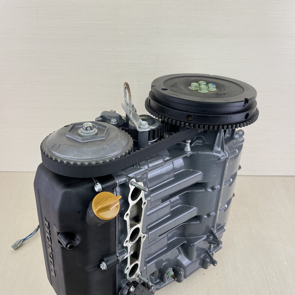 12000-ZV5-010ZA Honda 97-03 4 Stroke Outboard Powerhead Crankcase Complete 40 50 HP