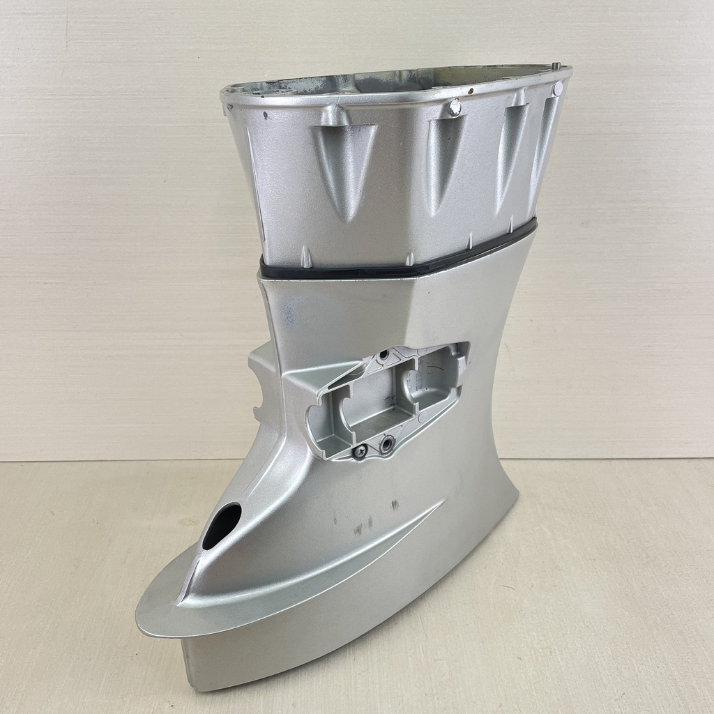 40201-ZV5-701ZA Honda 40 50 HP 4 Stroke Outboard Mid Section Extension Case