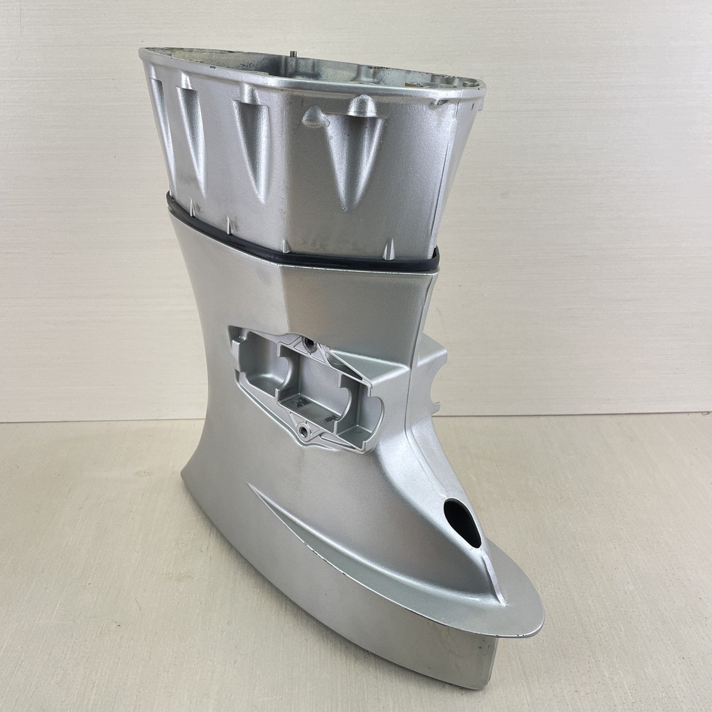 40201-ZV5-701ZA Honda 40 50 HP 4 Stroke Outboard Mid Section Extension Case