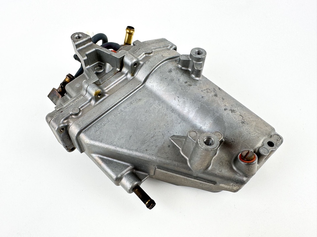2005 Yamaha 115 HP 4 Stroke Outboard VST Float Chamber Assembly 68V-14180-02-00 OEM