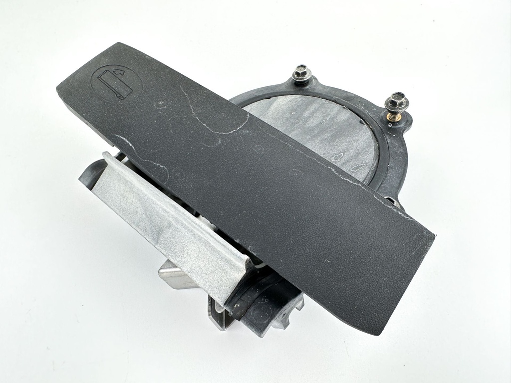 2010 Mercury 175 HP 4 Stroke Outboard Front Cowling Latch Bracket 879148T72 OEM